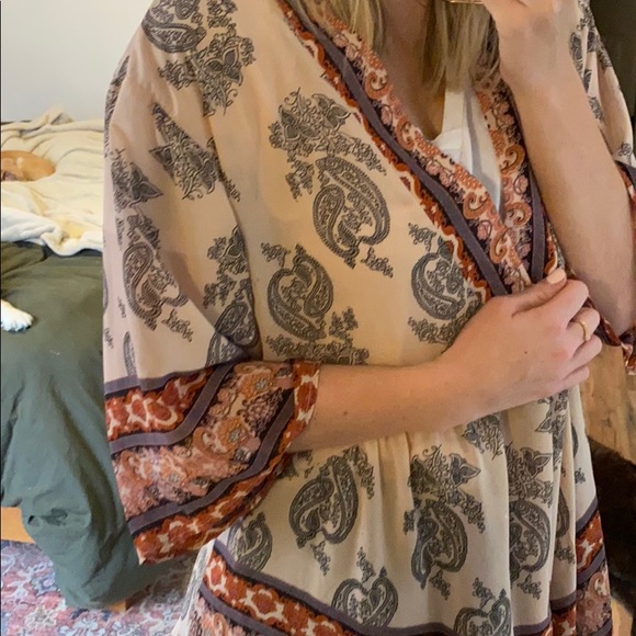 Kimono Style Cardigan (size M/L) - Picture 3 of 3